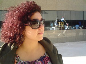 Adriana Vasconcelos - diretora - foto (1)